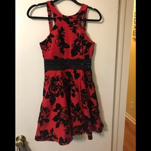 City Studio size 7 jr mini part dress